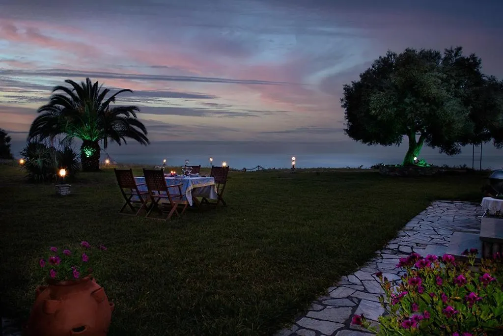 Alkea Beachfront Apartment Moles Kalives Halkidiki Mola Kalyva 0*,  Greece