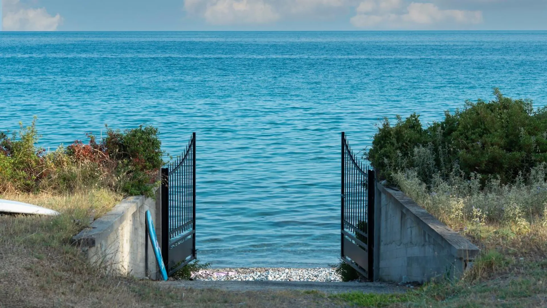 Alkea Beachfront Apartment Moles Kalives Halkidiki Mola Kalyva 0*,  Greece