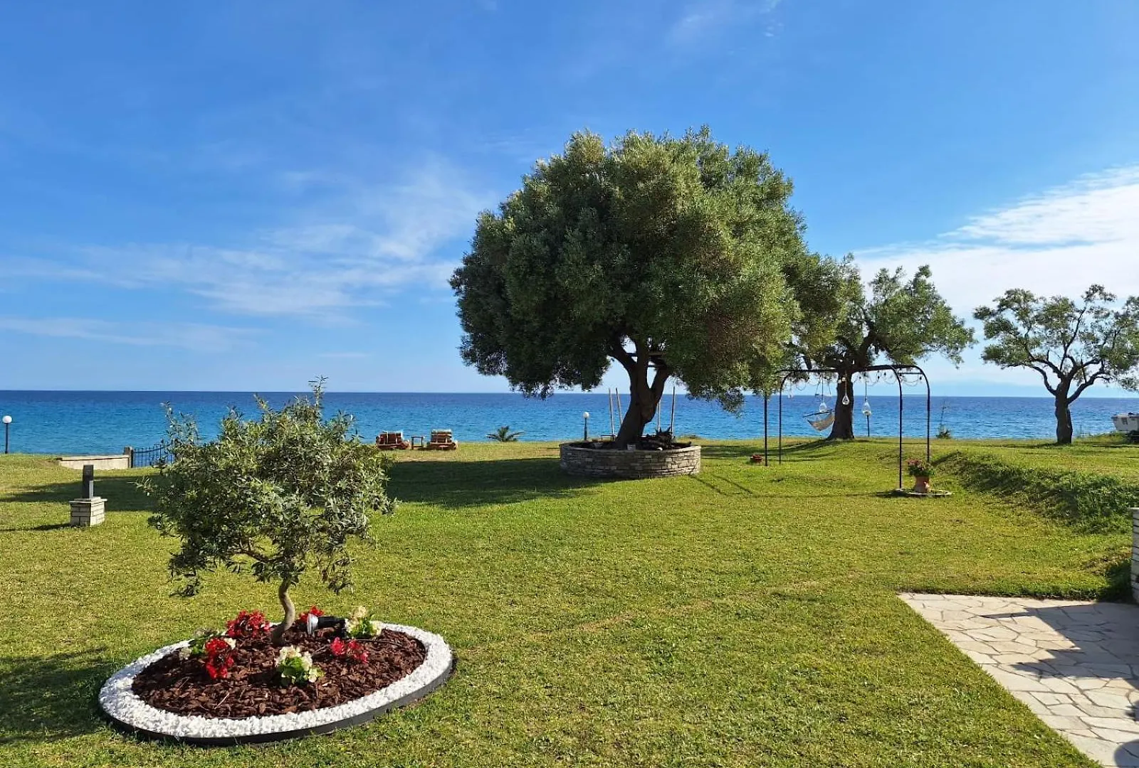 Alkea Beachfront Apartment Moles Kalives Halkidiki Mola Kalyva